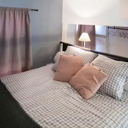 R-seven - Cosy - Bien Situé Apartamento
